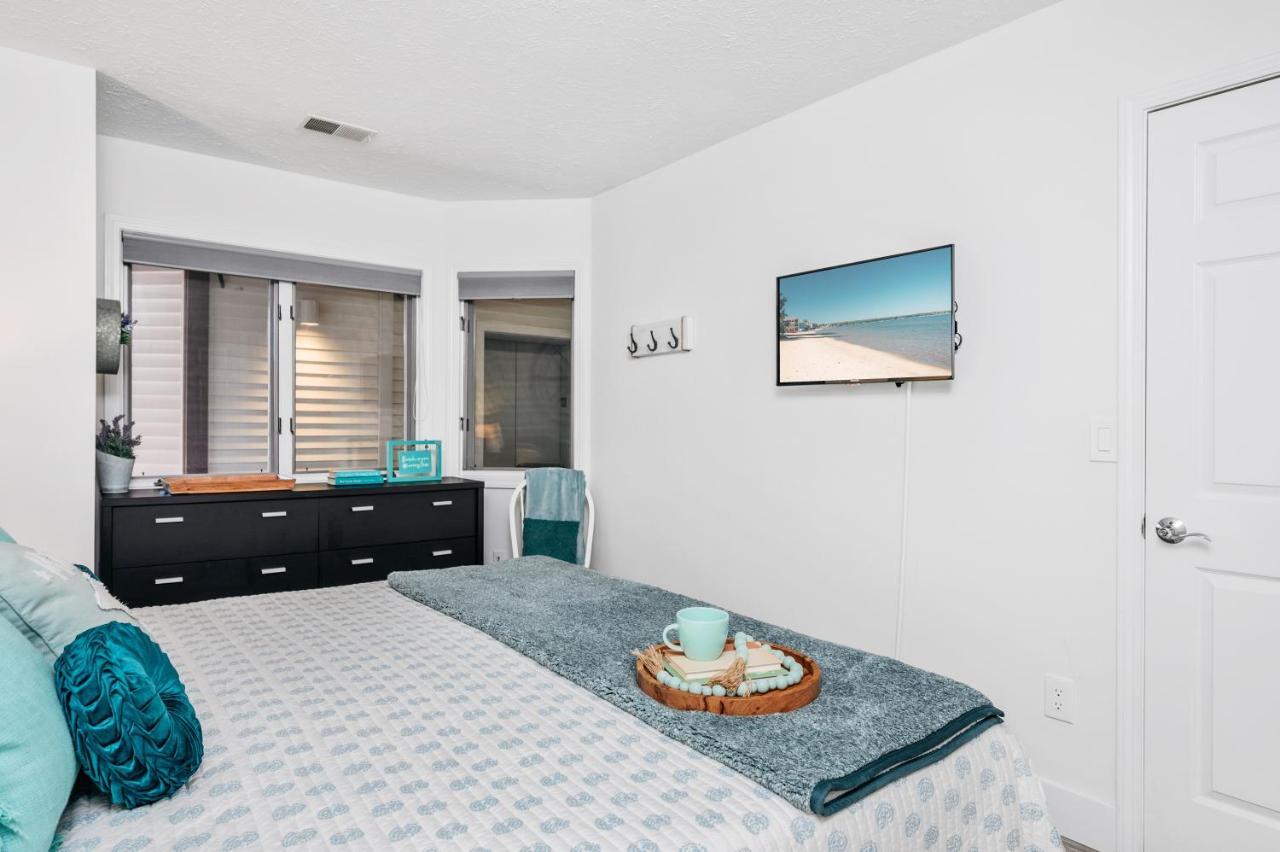 Beach 106 Direct Access Near Downtown Tart Trail Traverse City Ngoại thất bức ảnh