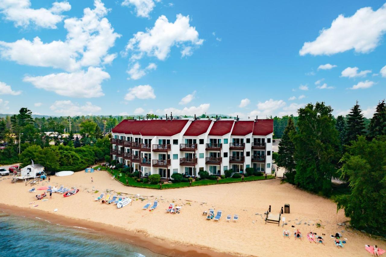 Beach 106 Direct Access Near Downtown Tart Trail Traverse City Ngoại thất bức ảnh